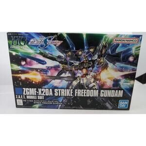 HG ZGMF-X20A Strike Freedom Gundam 1/144 Scale Model Kit
